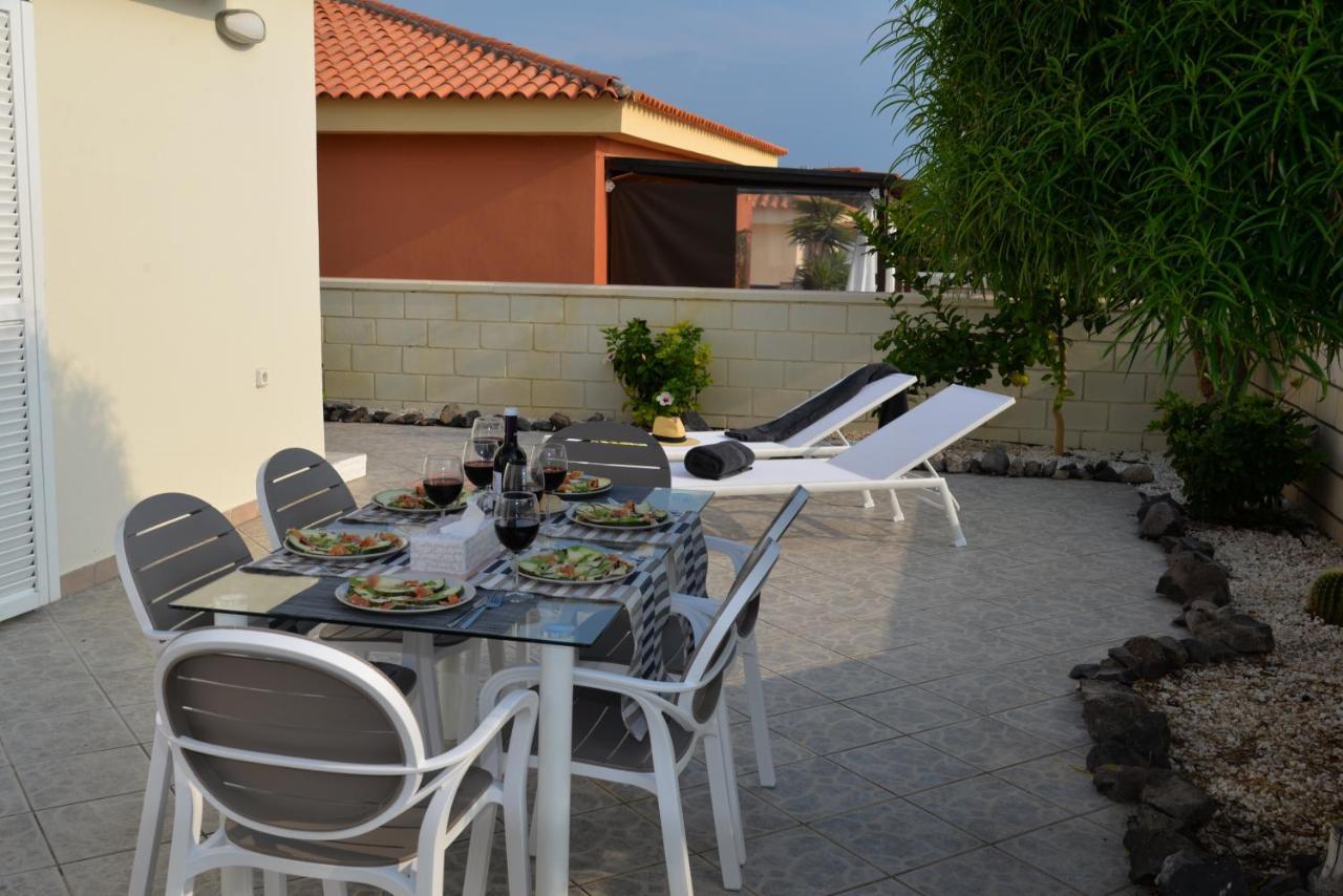Villa Erna Relax Dream Holiday กาเยาซัลวาเค ภายนอก รูปภาพ
